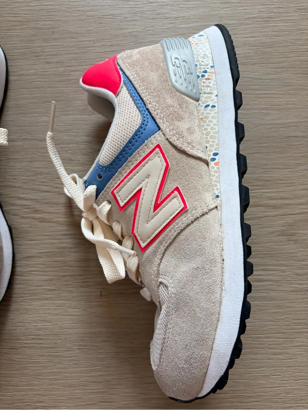 New Balance 574 Raw Silk Vivid Coral Sneakers Womens Size 6.5